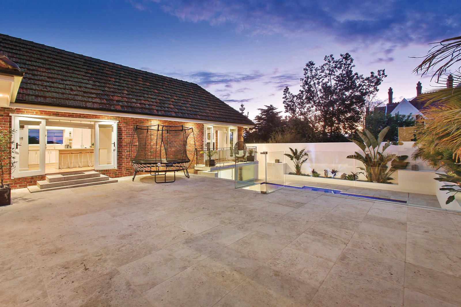 2 Hyton Crescent, Kew, VIC