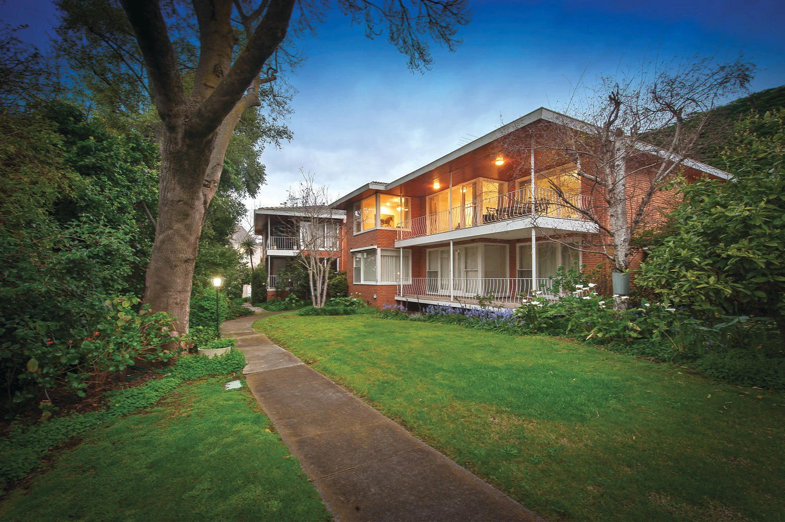 8/40 Lansell Road, Toorak, VIC