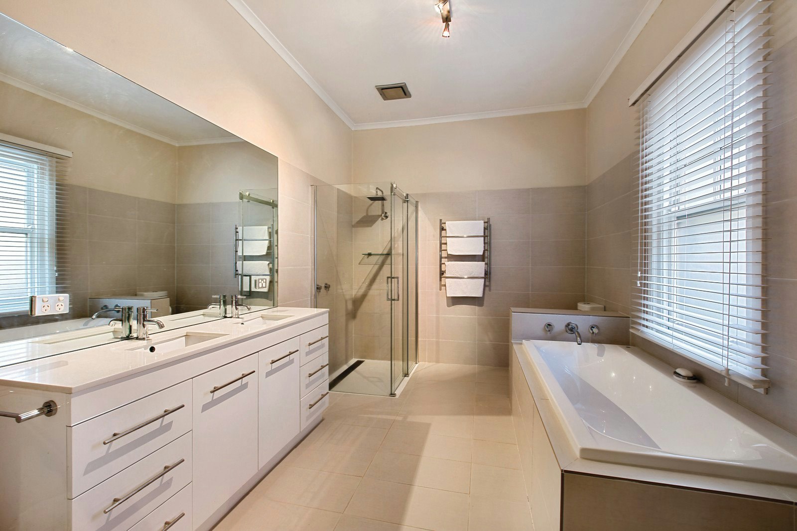 68 Lynden Street, Camberwell, VIC