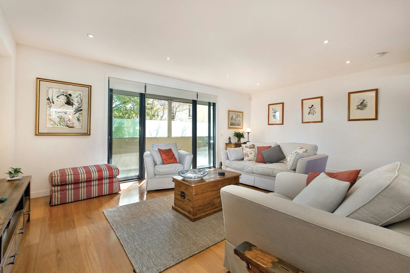 2/38 Riversdale Road, Hawthorn, VIC