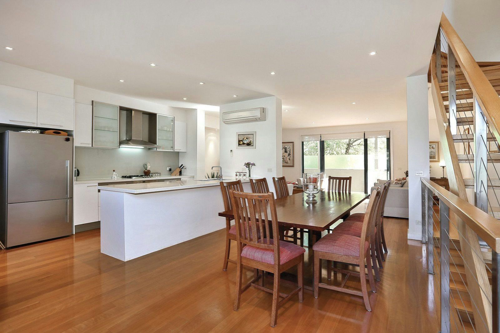 2/38 Riversdale Road, Hawthorn, VIC