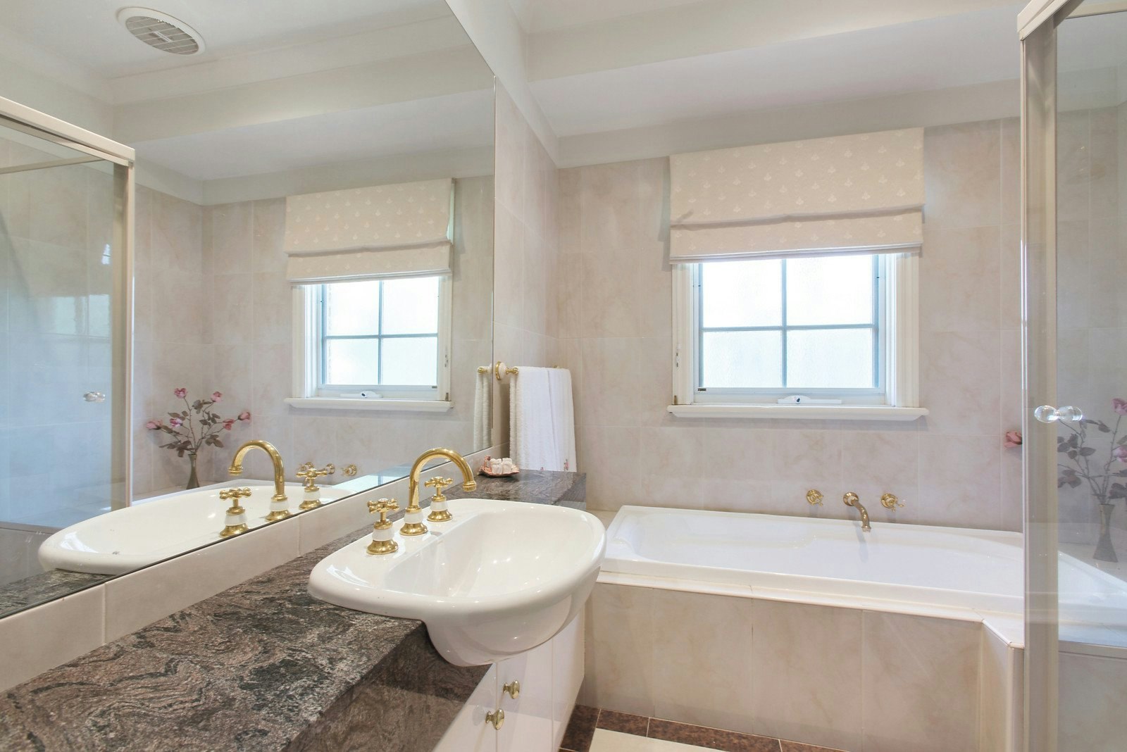 14/17 Marshall Avenue, Kew, VIC