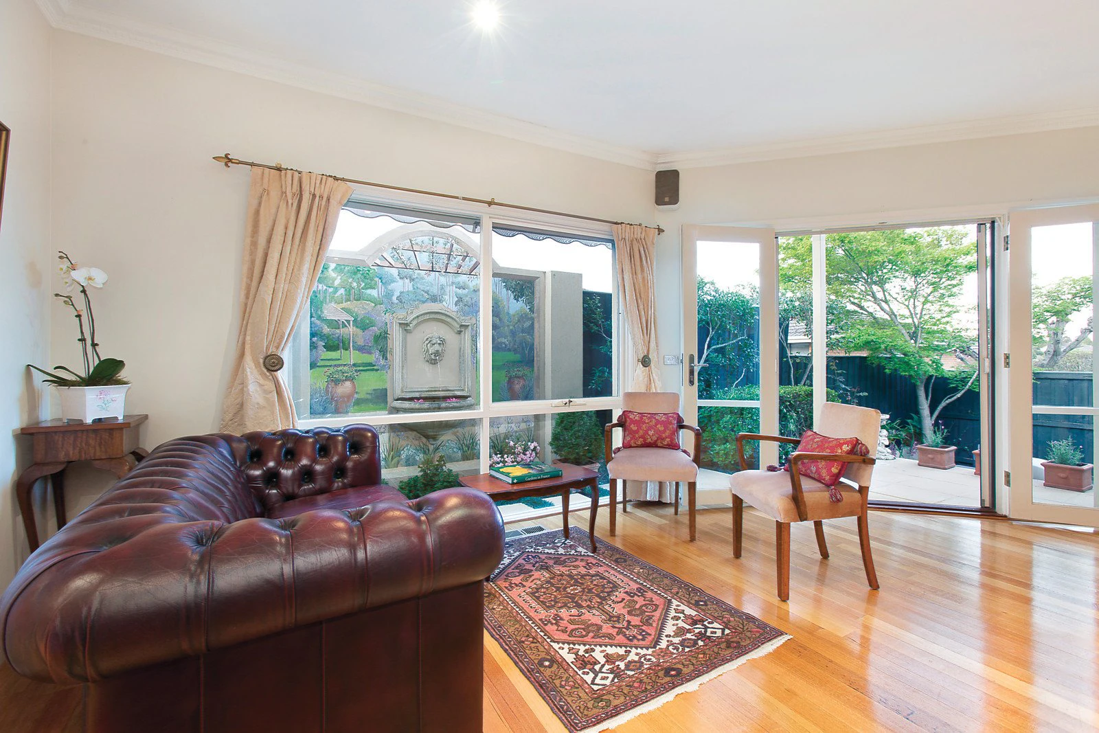 2/21 Weir Street, Balwyn, VIC