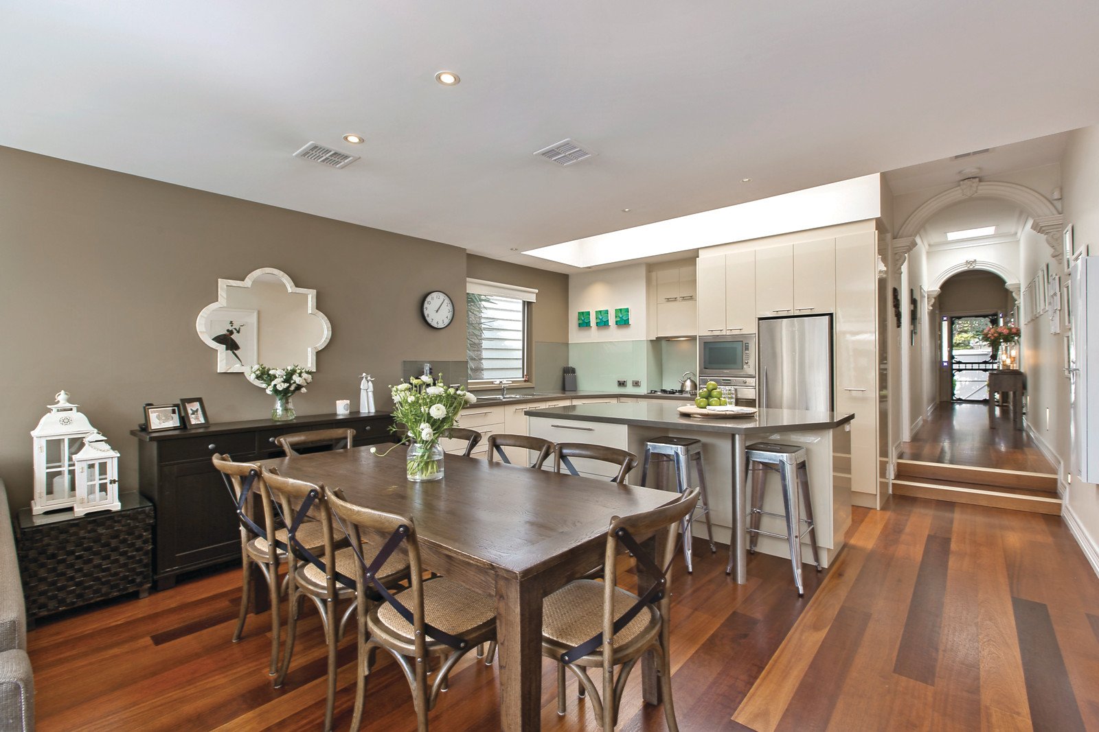 69 Roseberry Street, Hawthorn East - Thumbnail 2