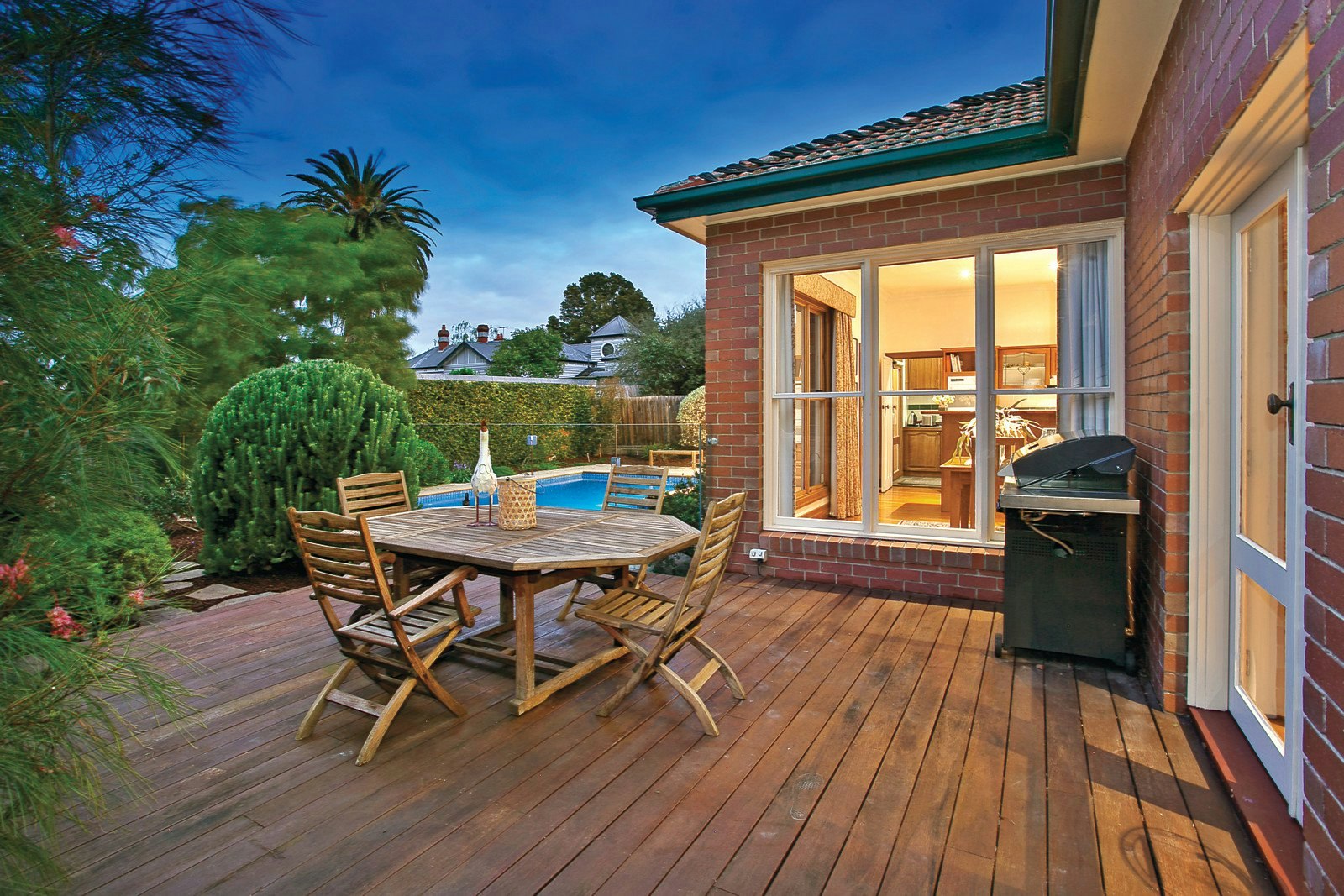 32 Hillcrest Avenue, Kew, VIC