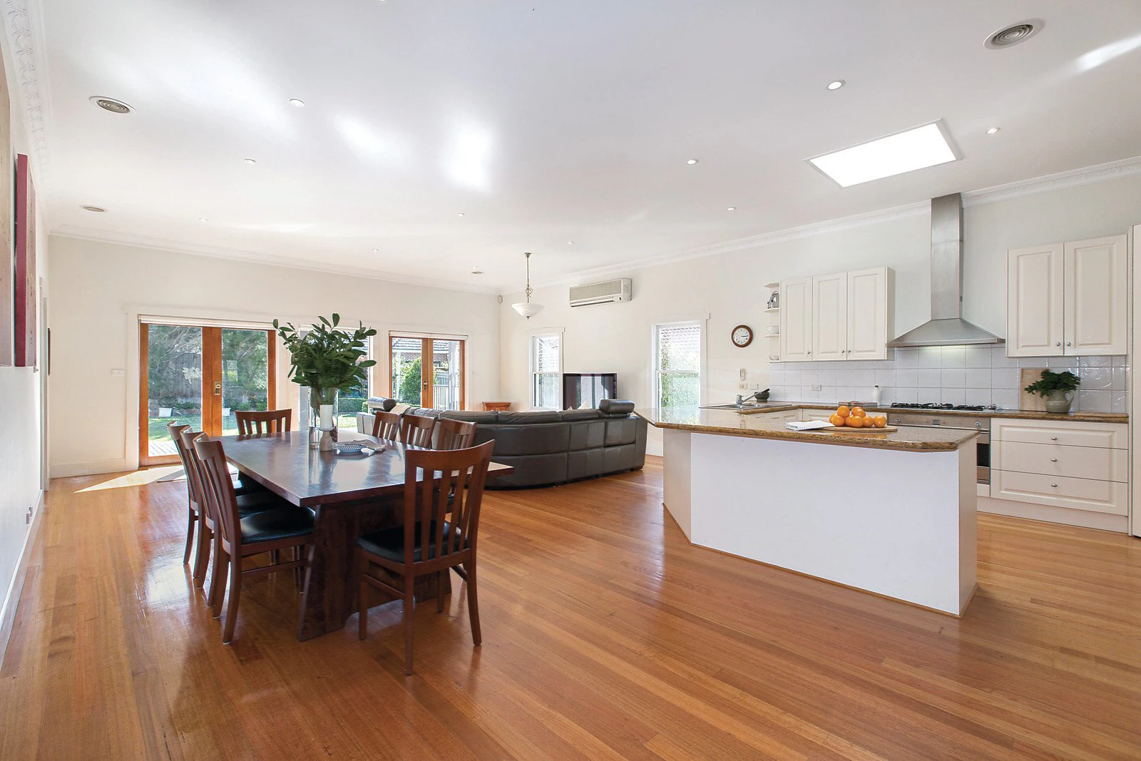 126 Summerhill Road, Glen Iris, VIC