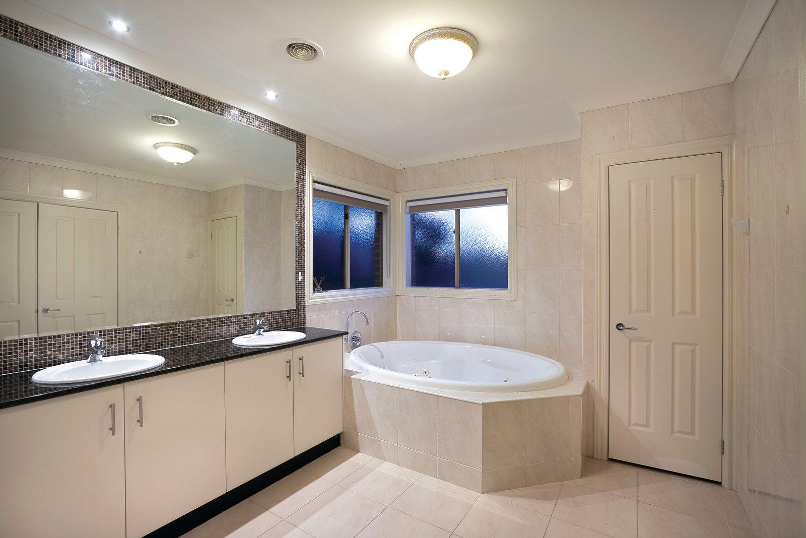 24 Summerhill Road, Glen Iris - Thumbnail 8