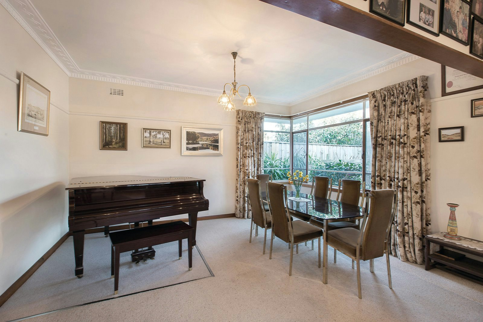 112 Ashburn Grove, Ashburton, VIC