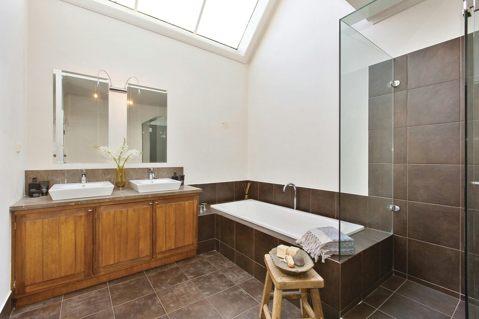 4 Landale Road, Toorak, VIC