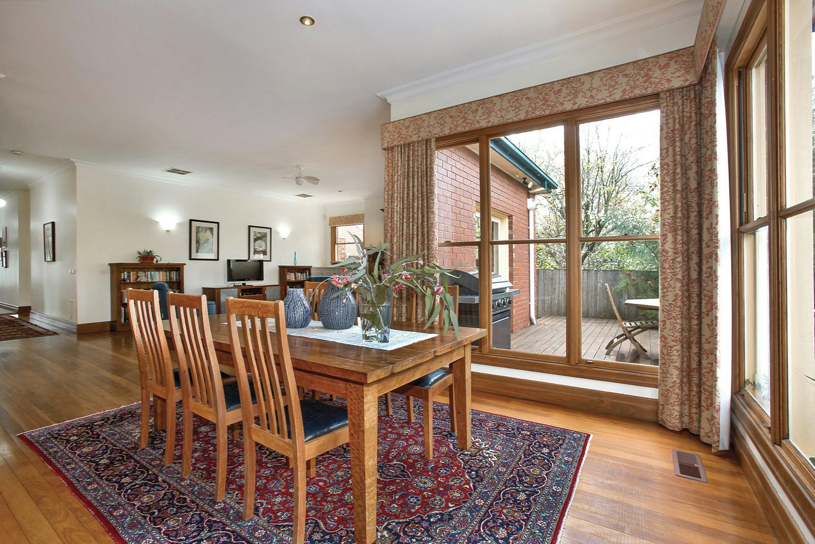 32 Hillcrest Avenue, Kew, VIC