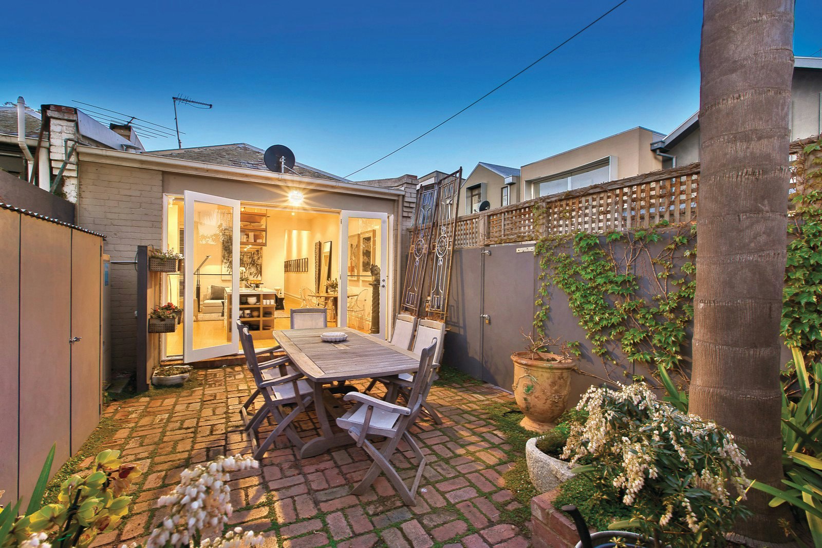 254 Danks Street, Albert Park, VIC