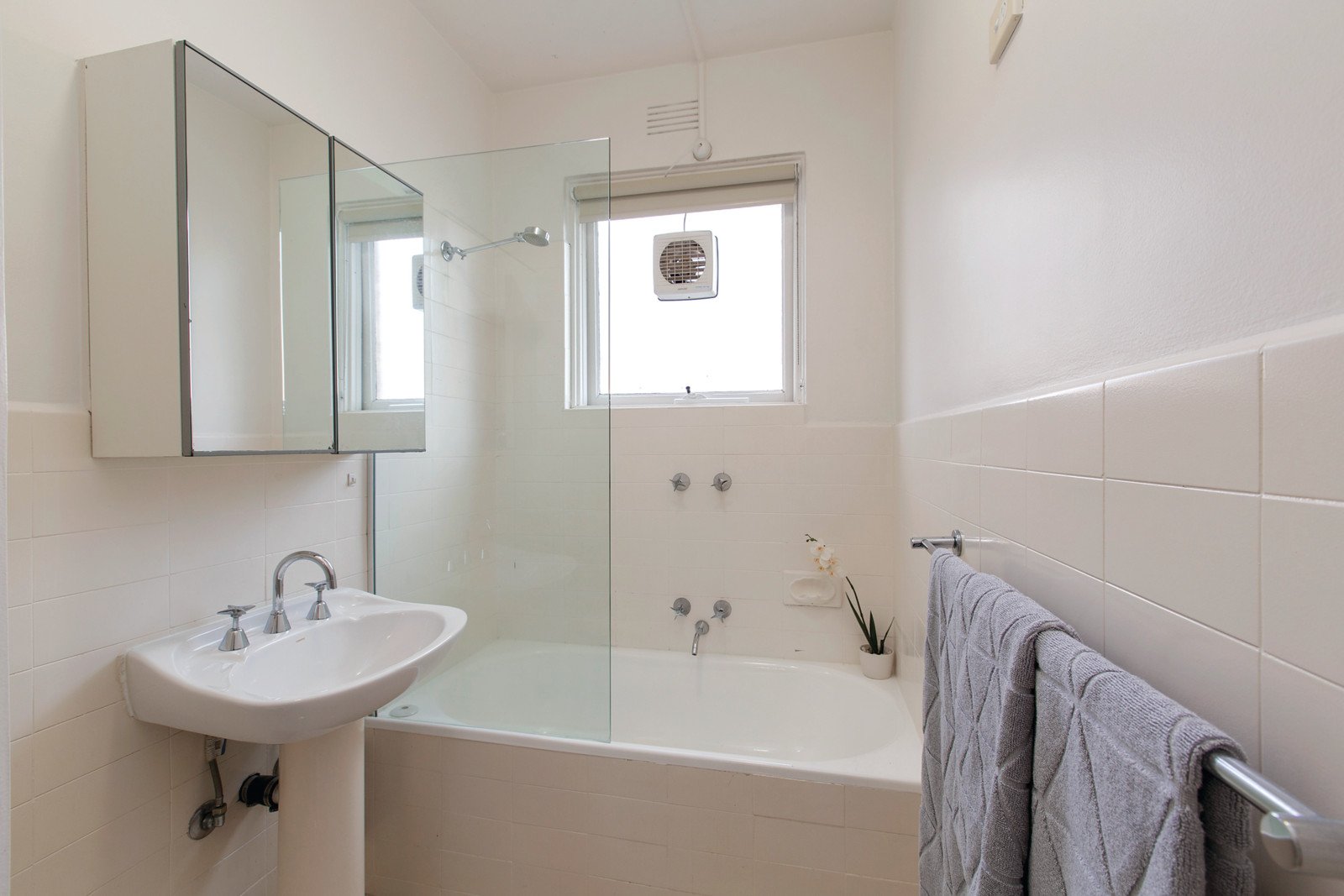 2/19 Irving Avenue, Prahran - Thumbnail 5