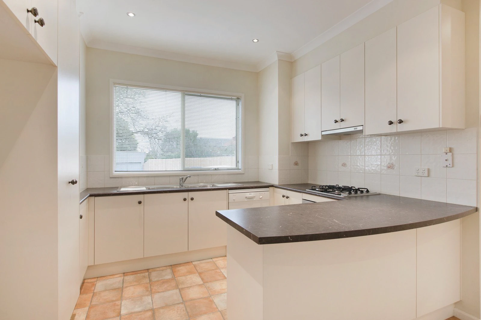 1 Alder Street, Burwood, VIC