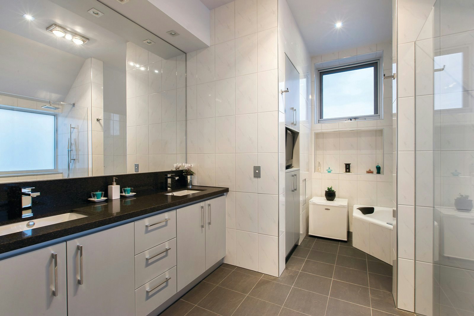 3 Roslyn Street, Brighton, VIC