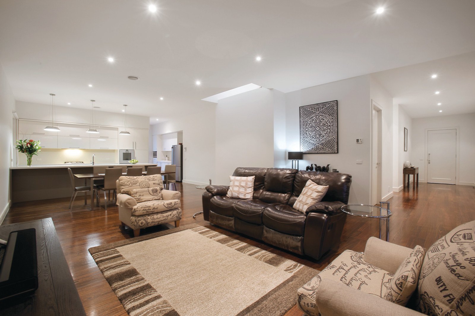 35 Yeovil Road, Glen Iris - Thumbnail 2