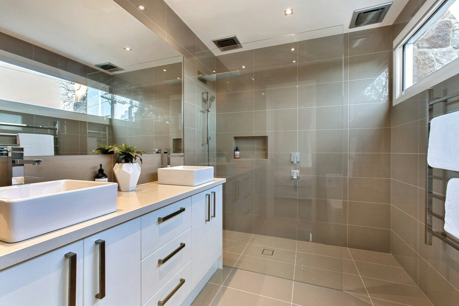 9 Mayfield Avenue, Camberwell, VIC