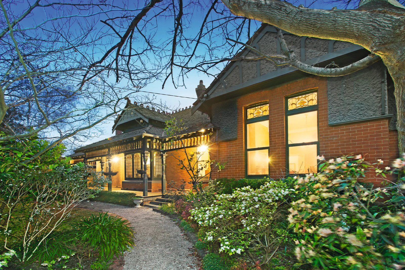 8 Brinsley Road, Camberwell, VIC