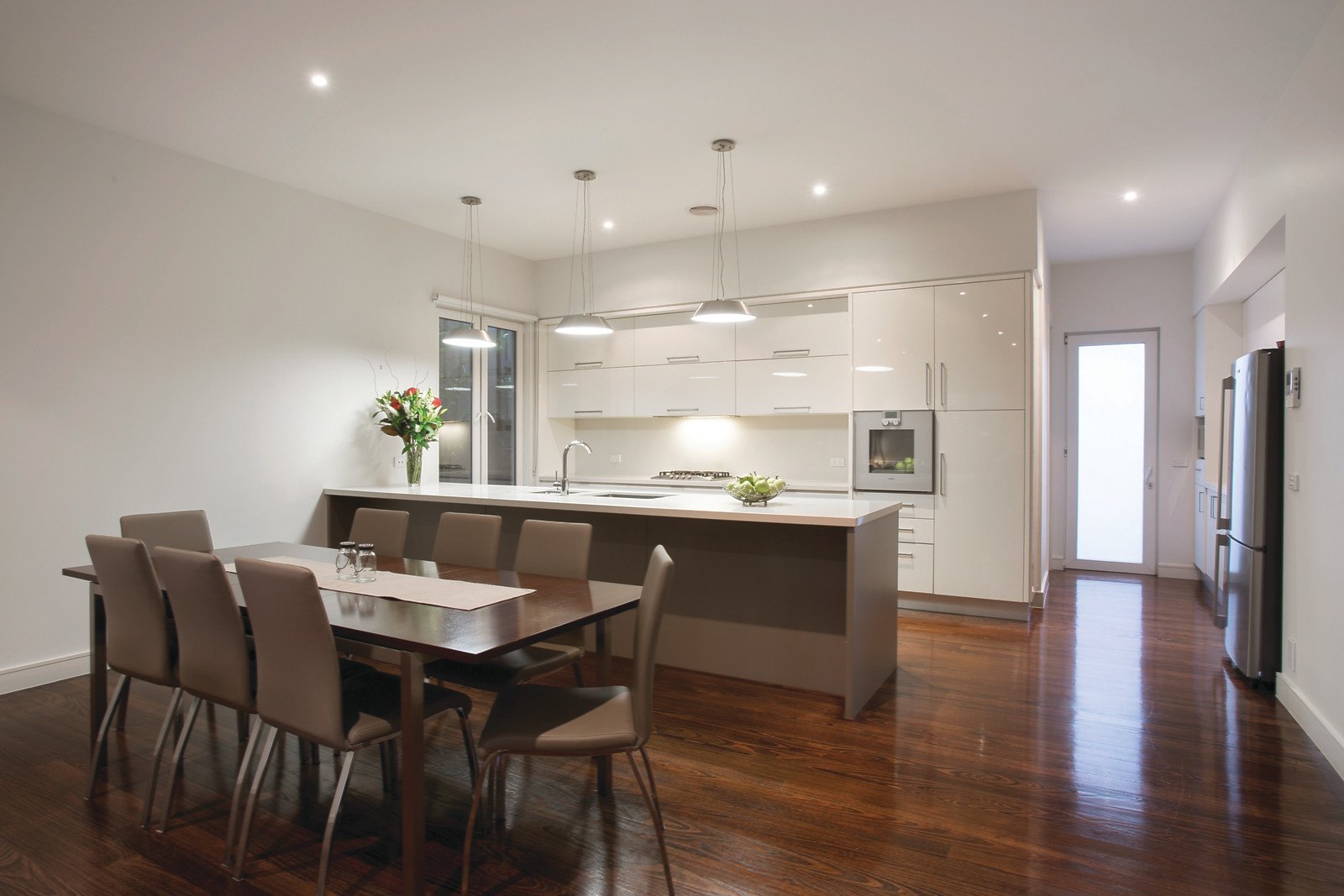 35 Yeovil Road, Glen Iris - Thumbnail 4