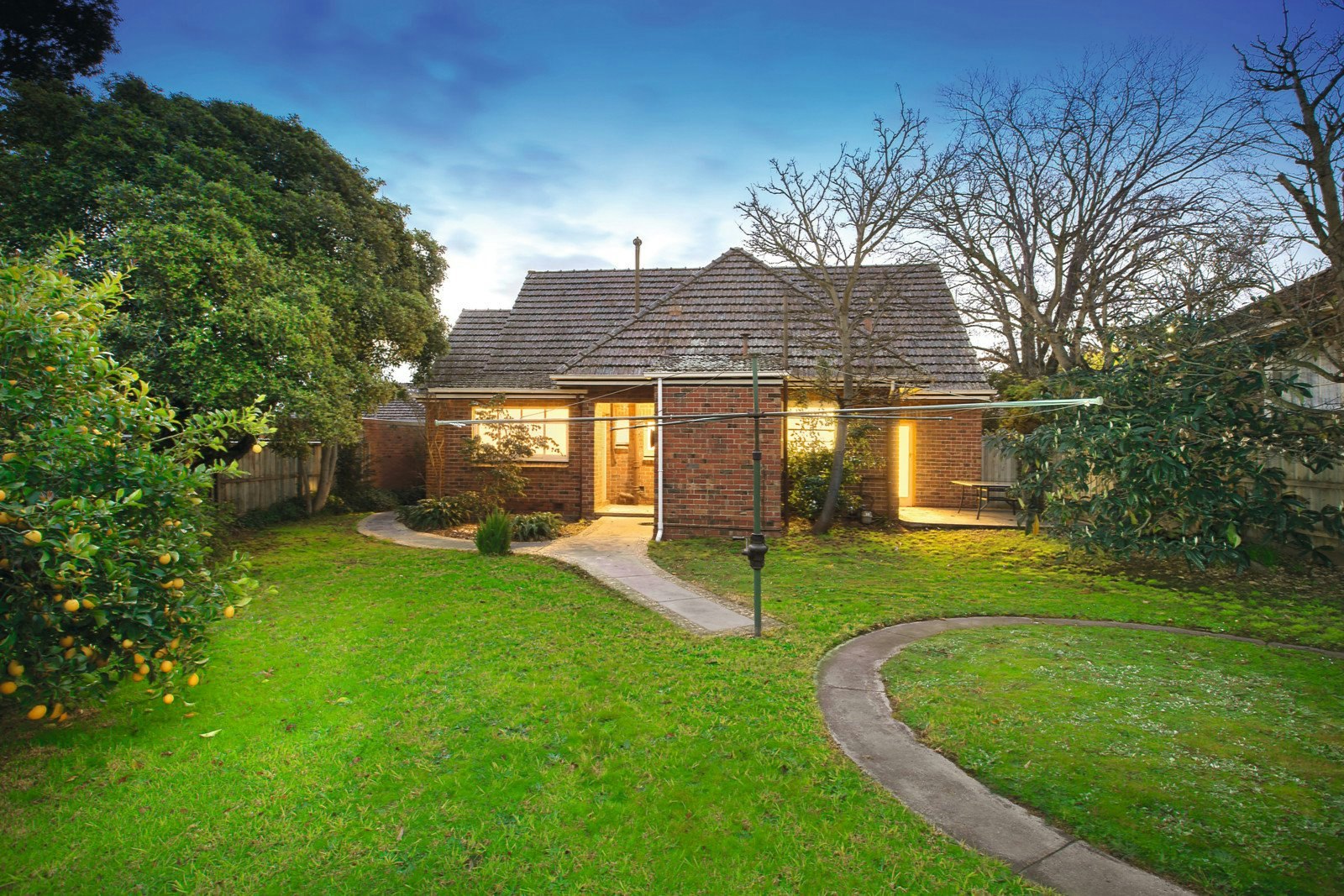 25 Dent Street, Glen Iris, VIC