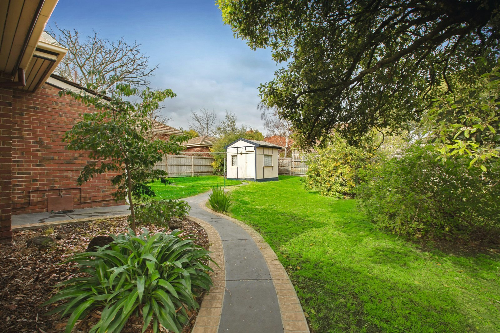 25 Dent Street, Glen Iris, VIC