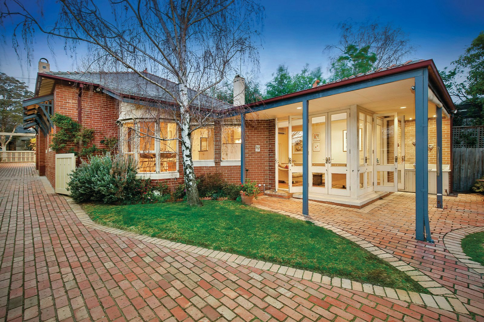 15 Parlington Street, Canterbury, VIC