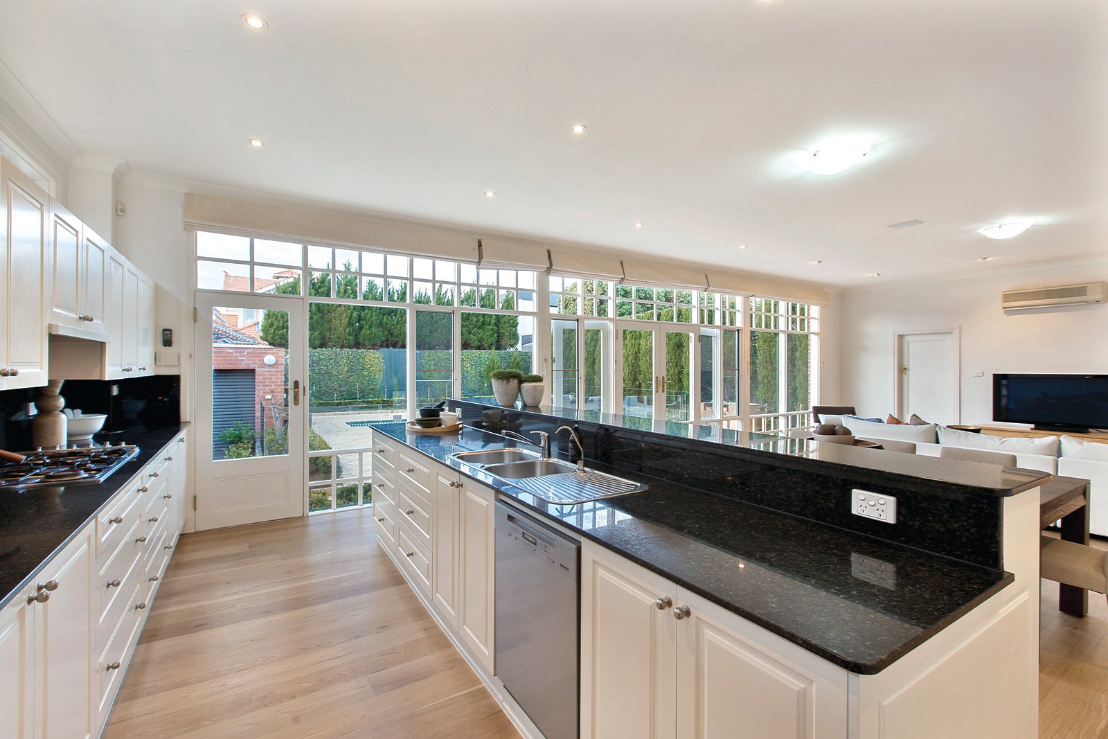 15 Cole Street, Brighton - Thumbnail 3