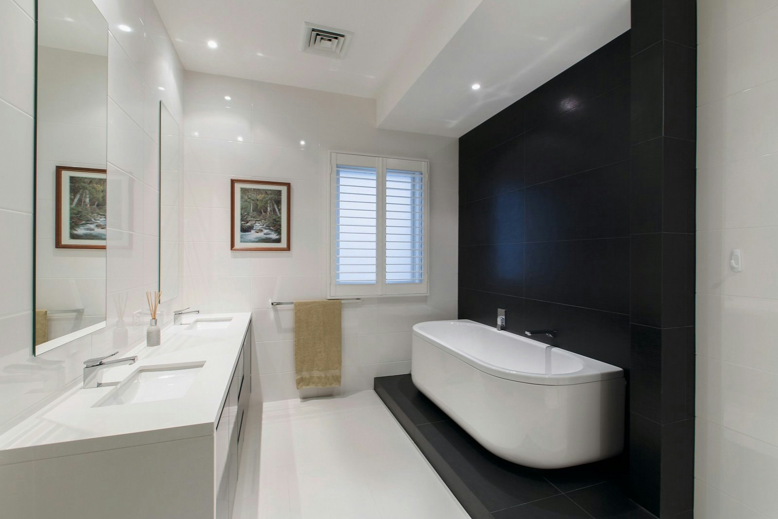 33 Staughton Road, Glen Iris, VIC