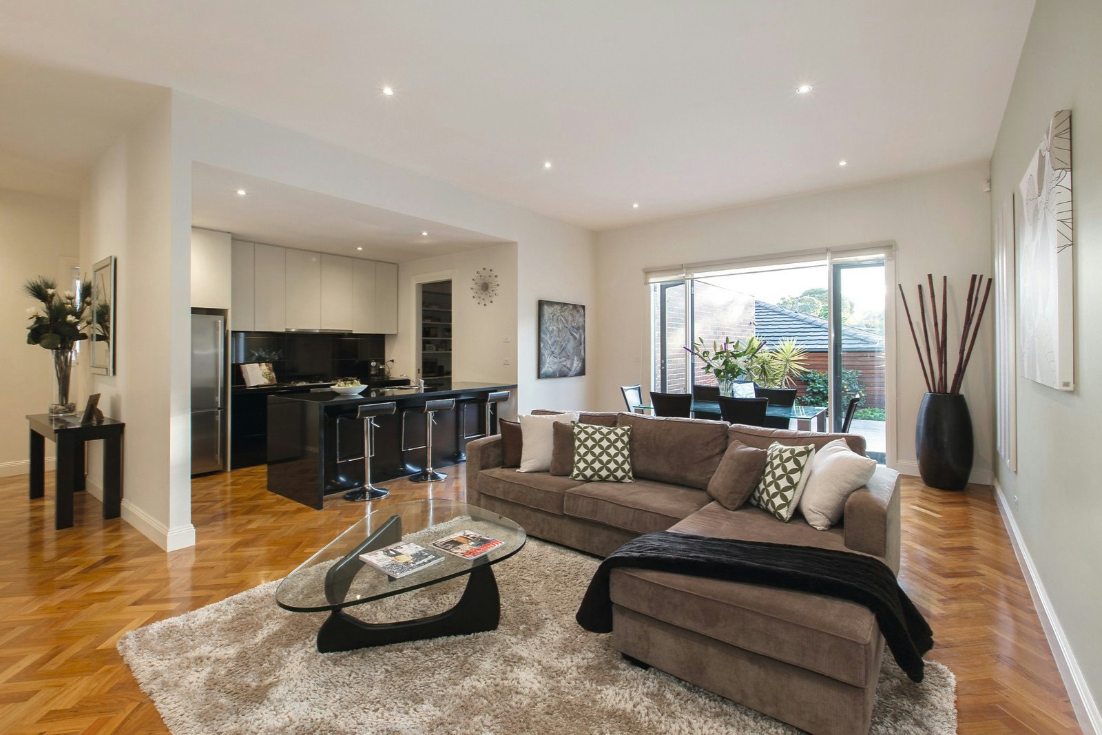 1/1 Elm Street, Surrey Hills, VIC