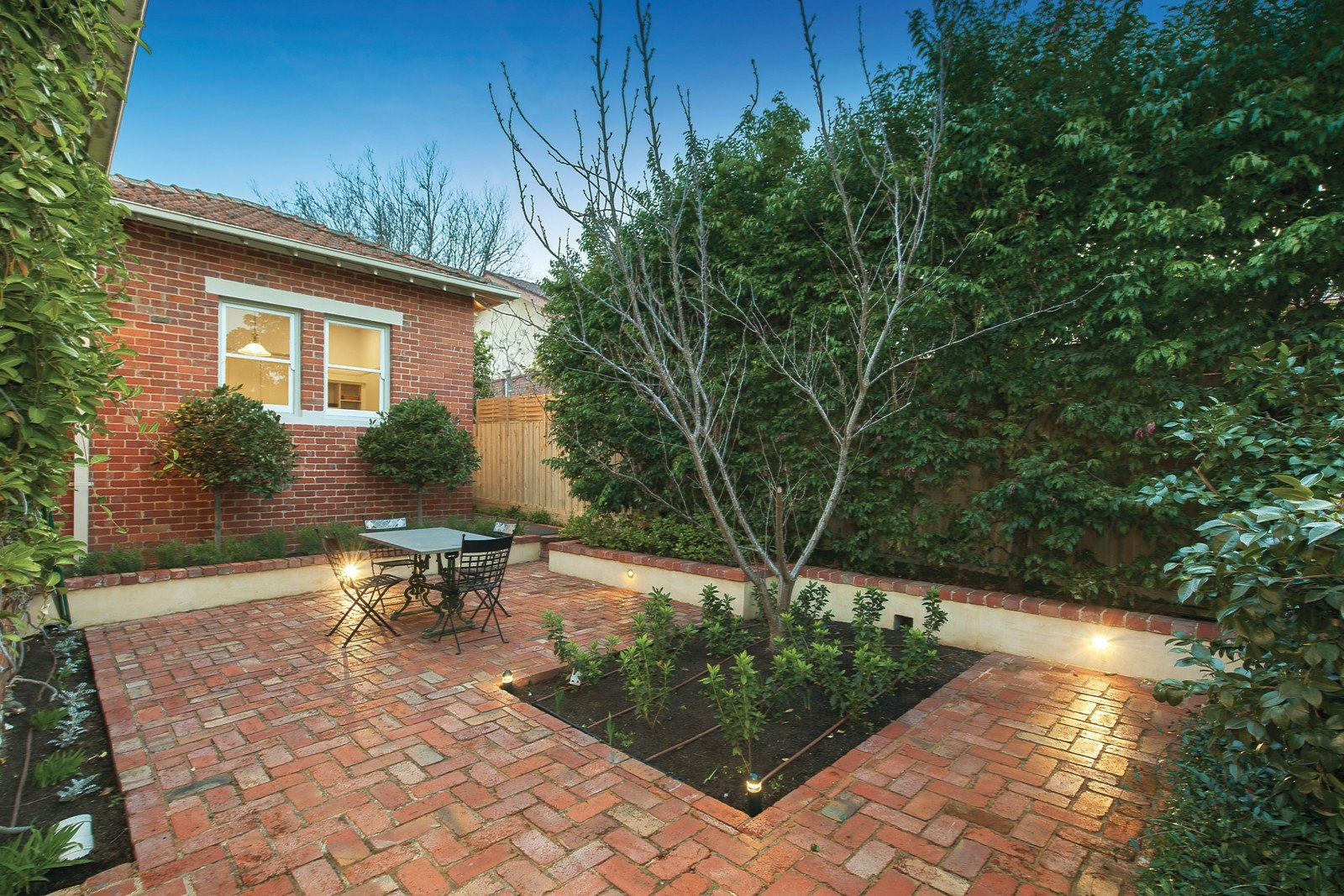 11 Glenvale Road, Glen Iris, VIC