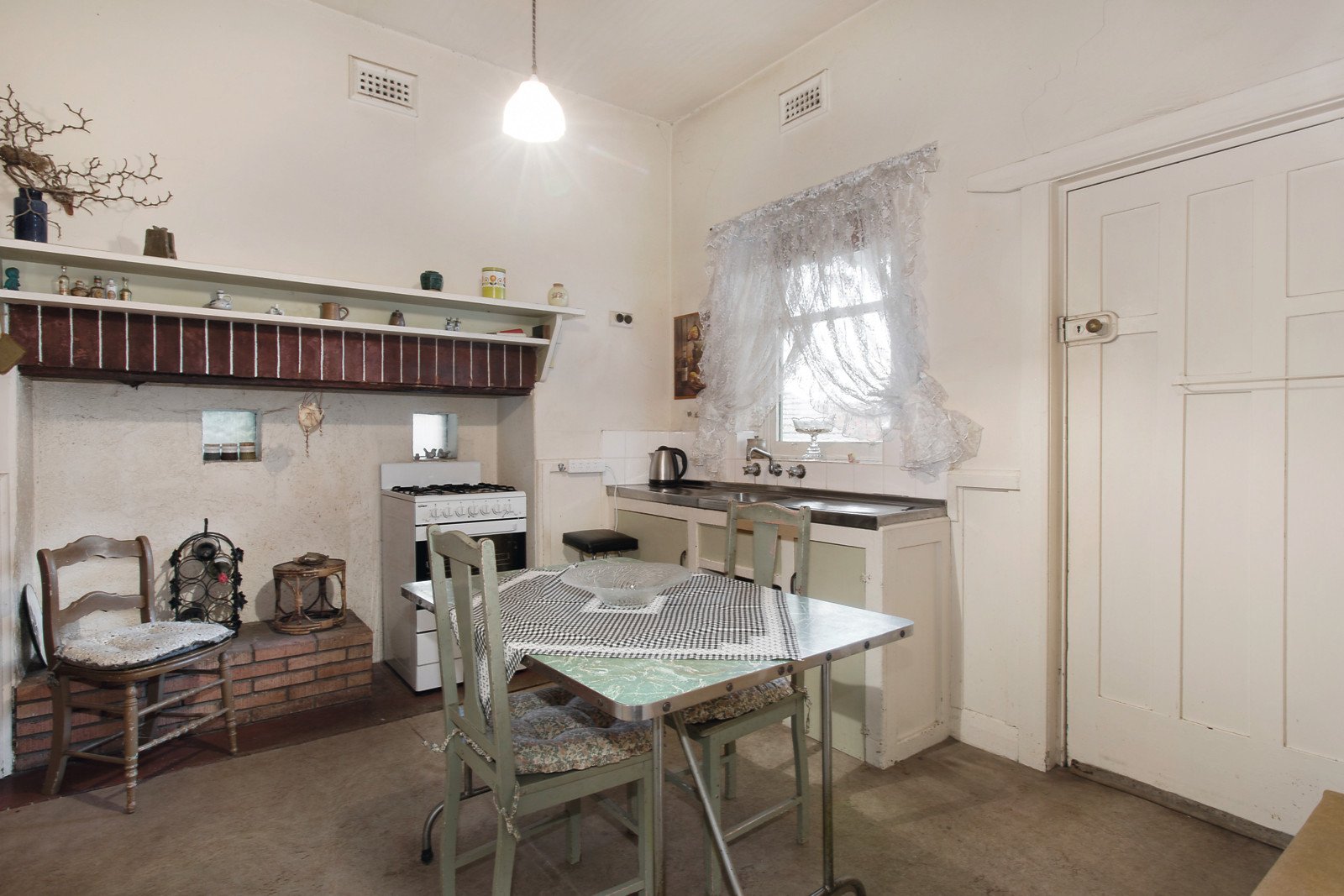 22 Clifton Road, Hawthorn East - Thumbnail 4