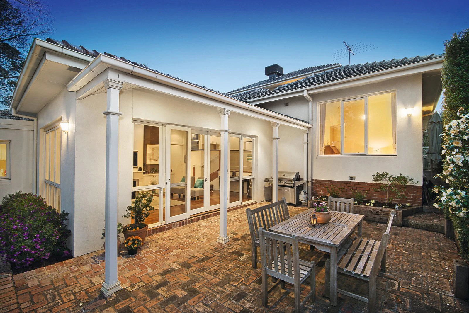 7 Lyric Grove, Camberwell, VIC