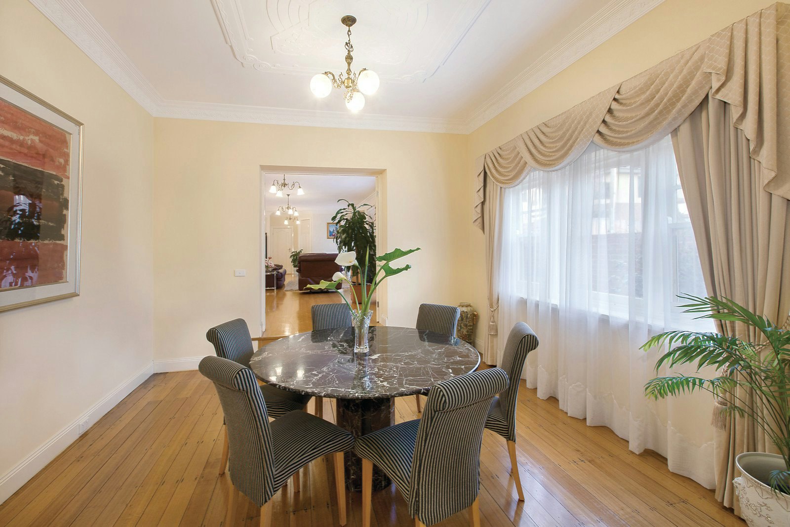 25 Somerset Road, Glen Iris, VIC