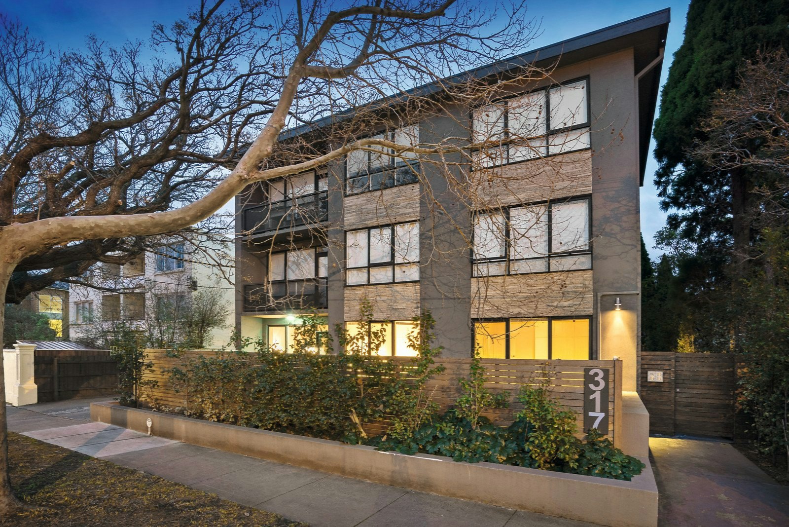 1/317 Dandenong Road, Prahran, VIC