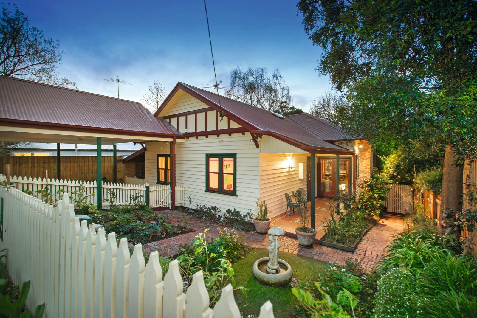 3 Rose Avenue, Surrey Hills, VIC