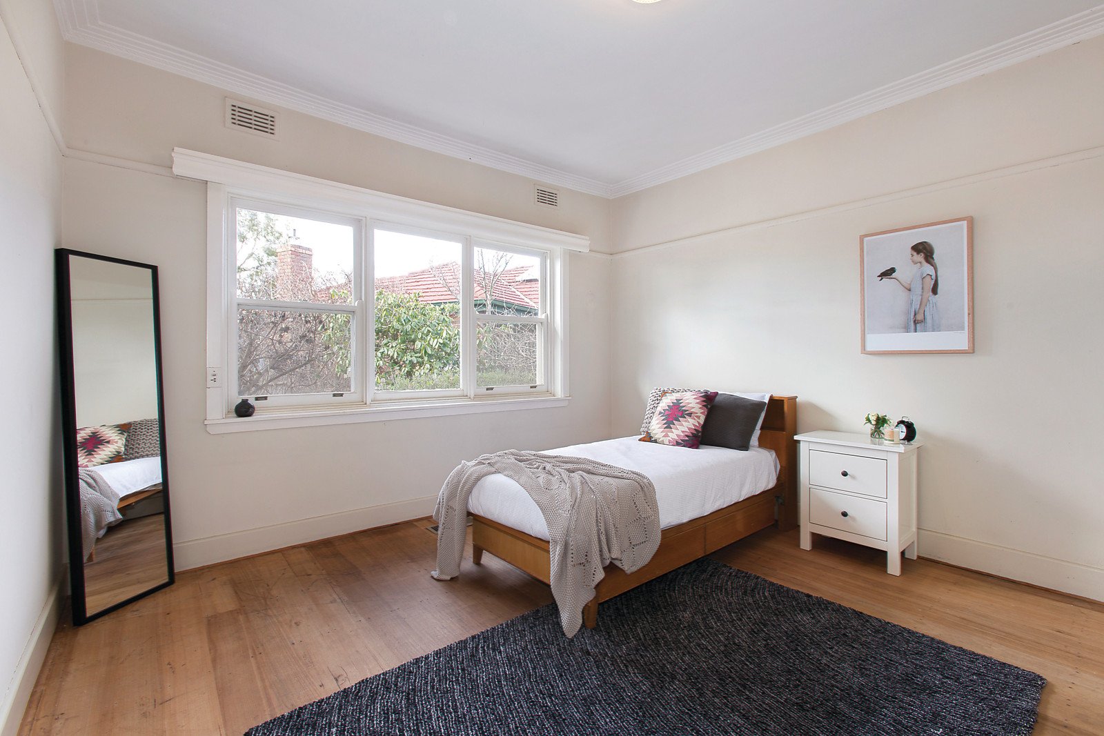 11 Serpentine Street, Mont Albert - Thumbnail 5