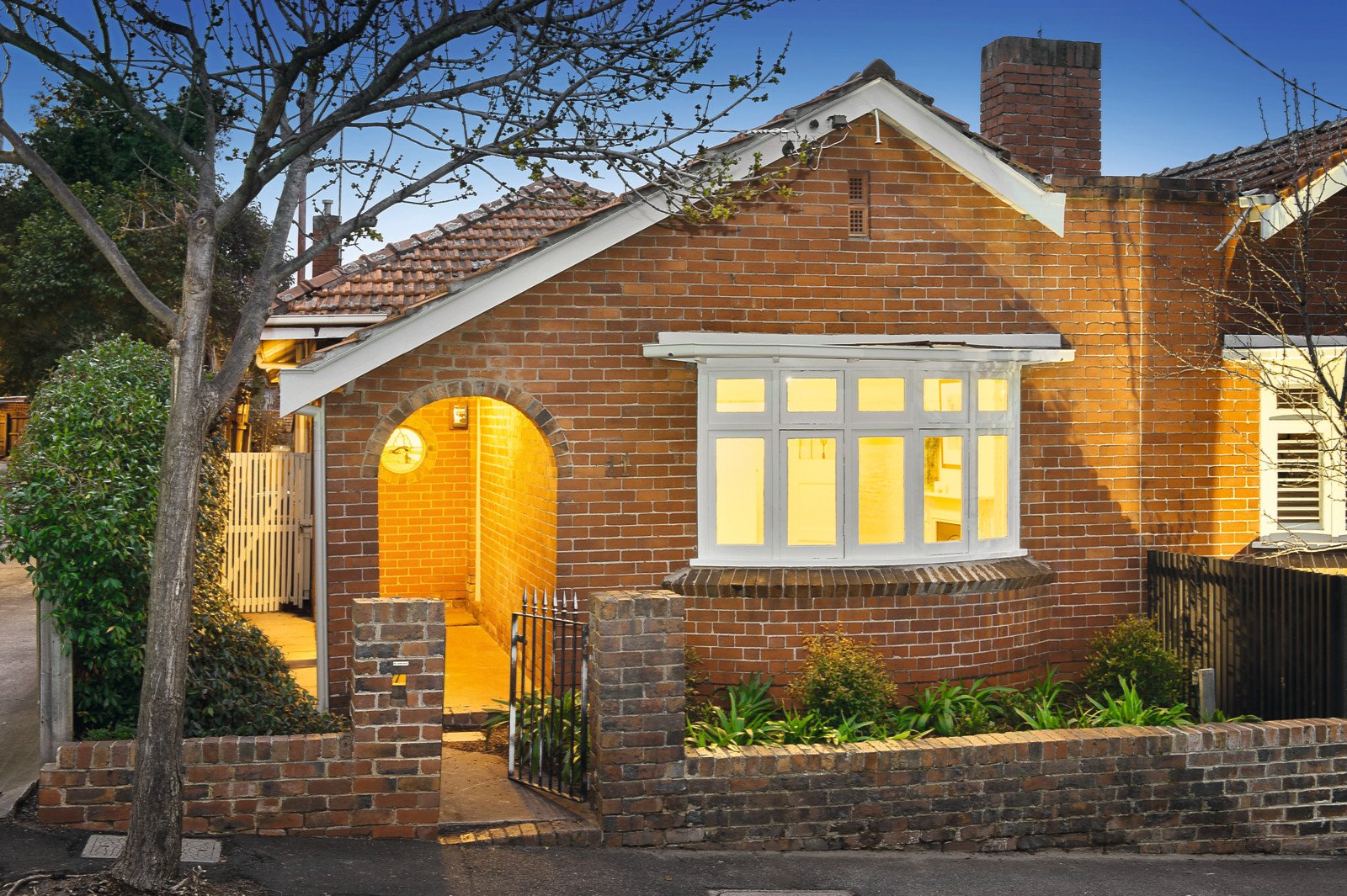 11 Canterbury Road, Toorak - Image 1