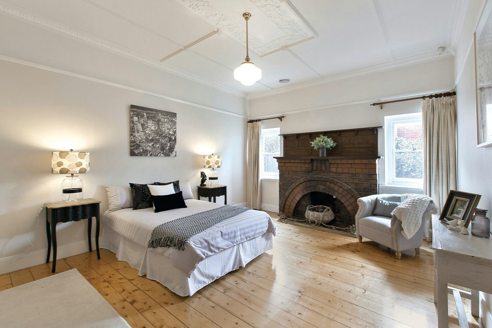 16 Belgrave Road, Malvern East, VIC