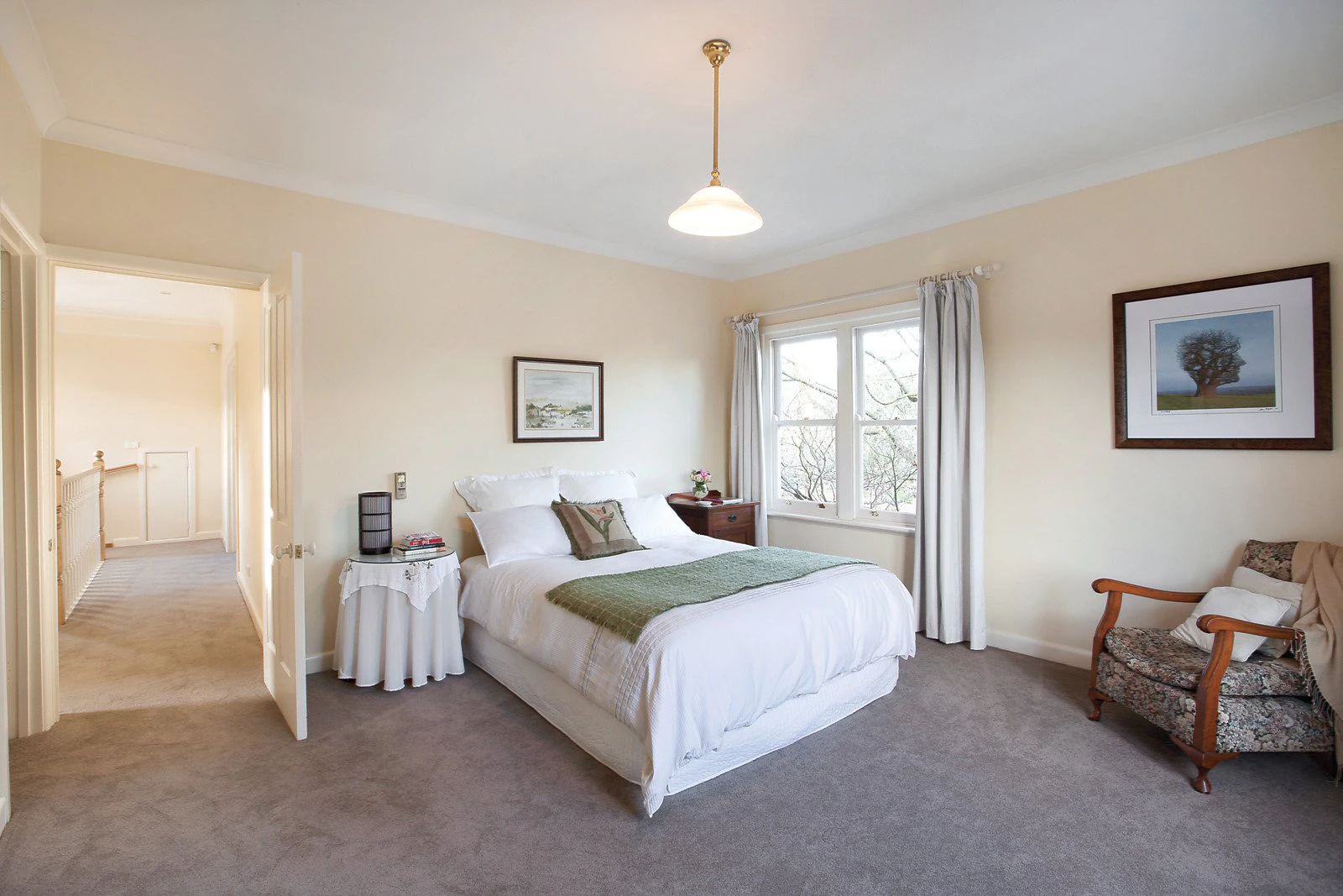 102 Ashburn Grove, Ashburton, VIC