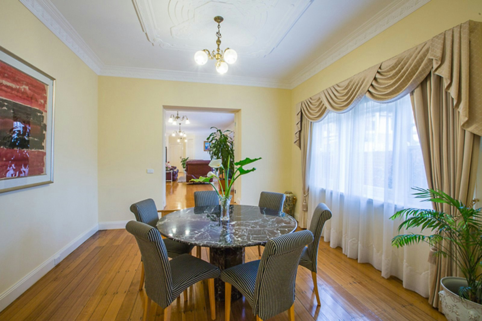 25 Somerset Road, Glen Iris, VIC