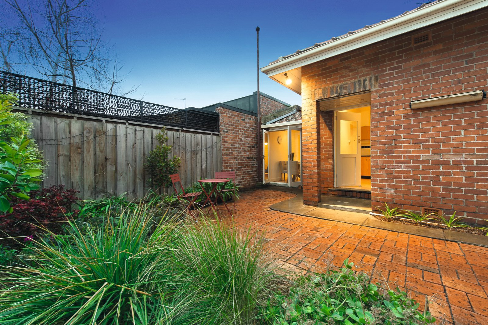11 Canterbury Road, Toorak - Thumbnail 4