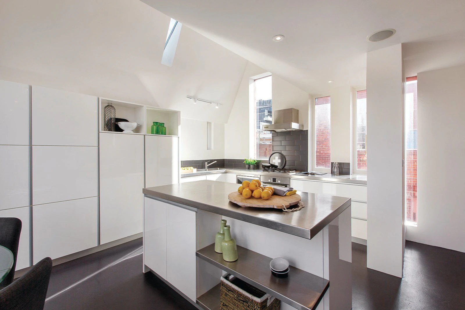 2 Alban Street, Richmond, VIC