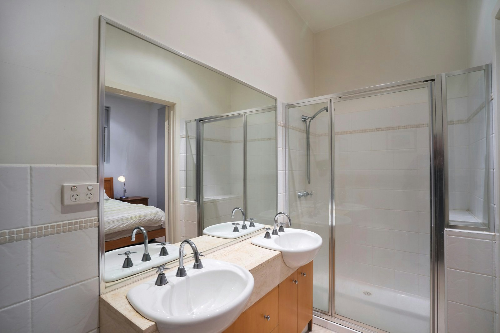 23B Swallow Street, Port Melbourne, VIC