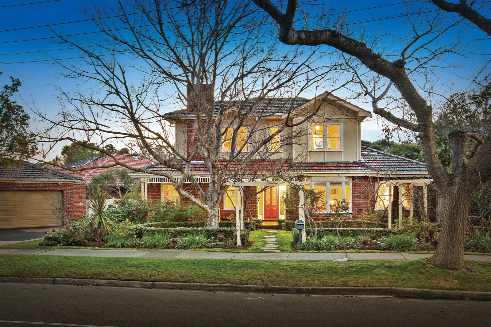 102 Ashburn Grove, Ashburton, VIC