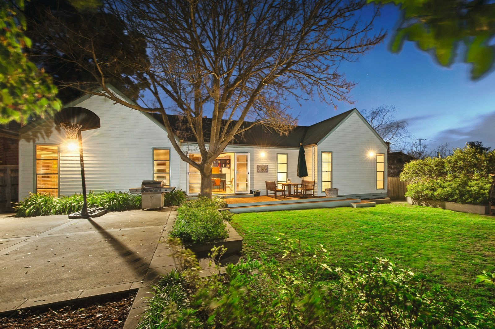 61 Wandsworth Road, Surrey Hills, VIC