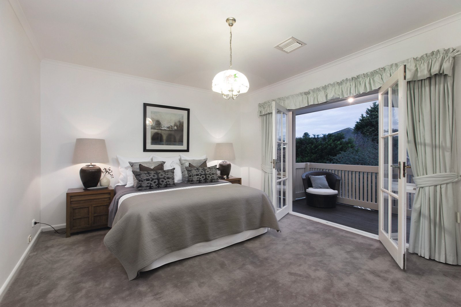 43 Ludstone Street, Hampton - Thumbnail 7