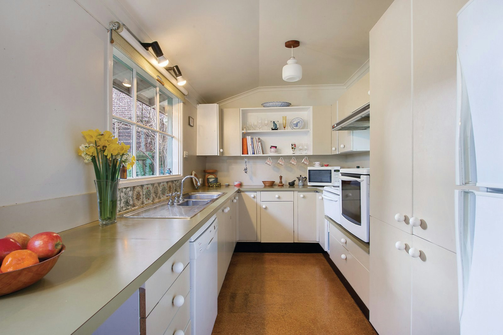 20 Fuller Avenue, Glen Iris, VIC