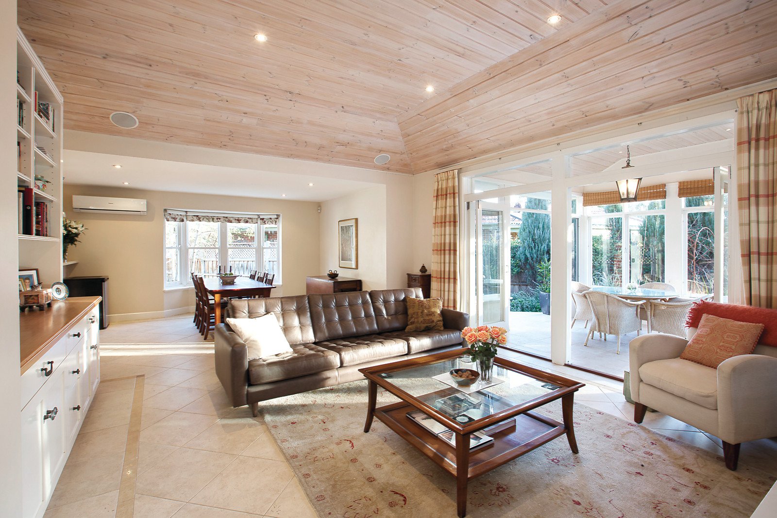 102 Ashburn Grove, Ashburton - Thumbnail 5