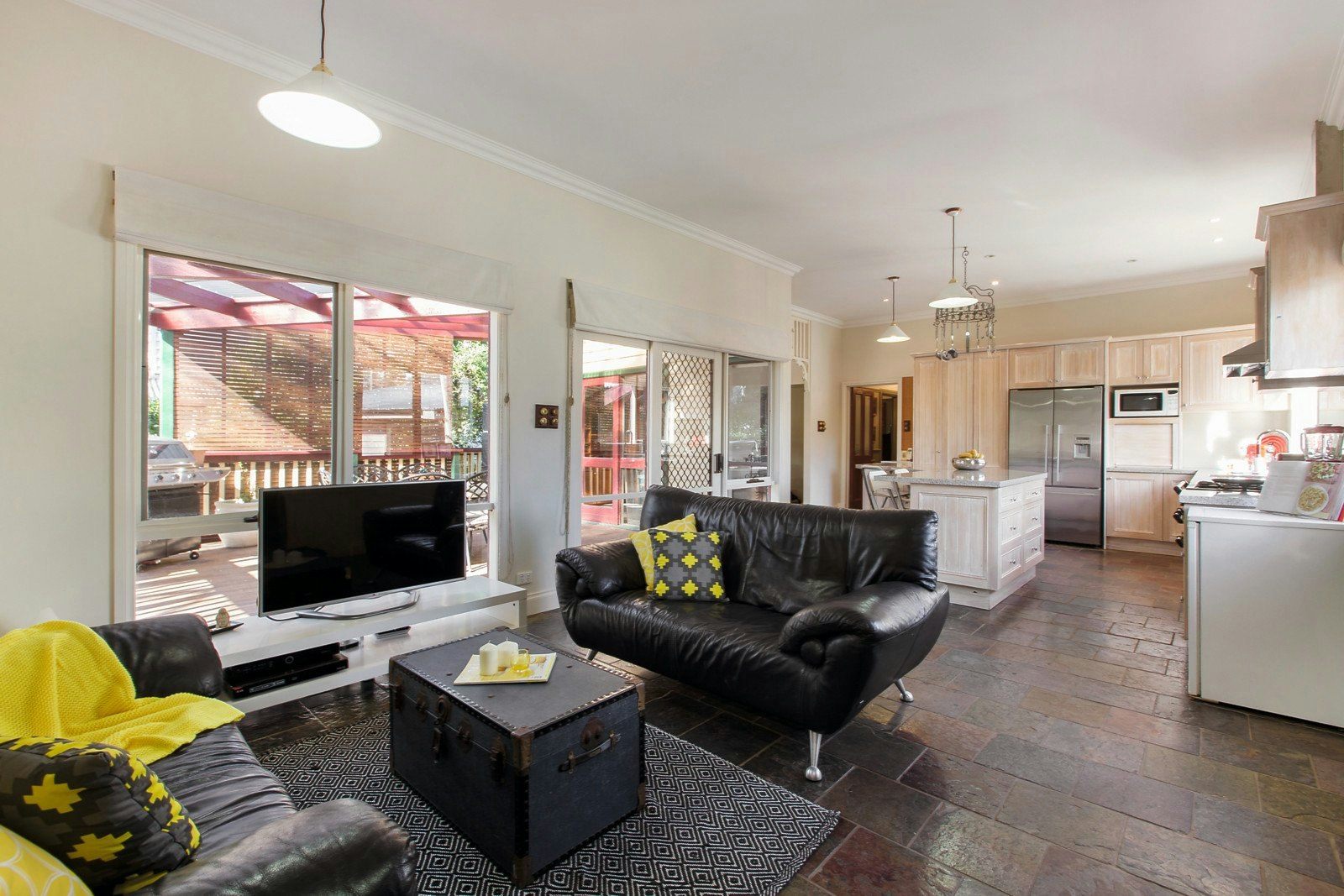 3 Rose Avenue, Surrey Hills, VIC