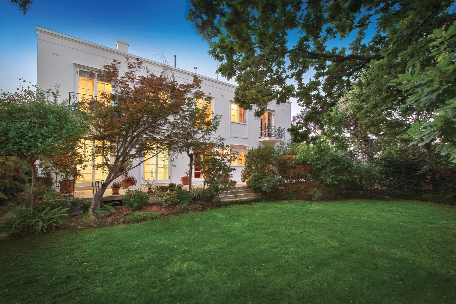 32 Heyington Place, Toorak, VIC