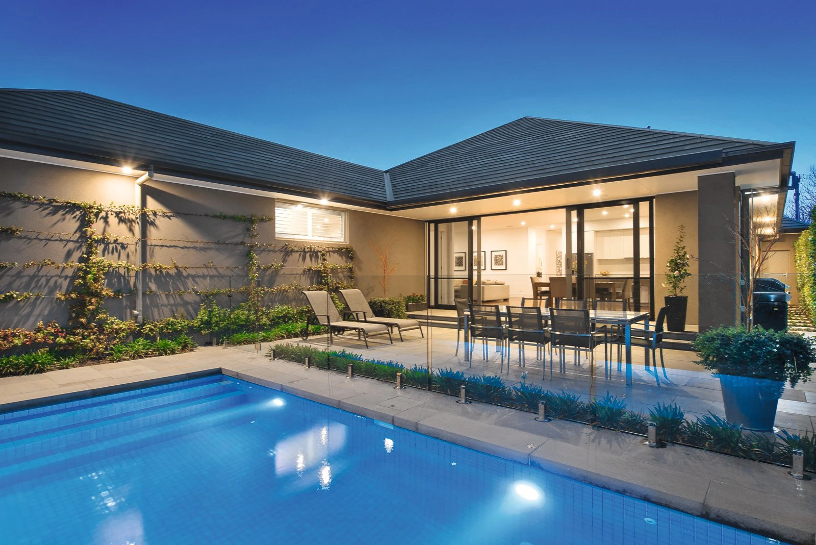 16 Courang Road, Glen Iris, VIC